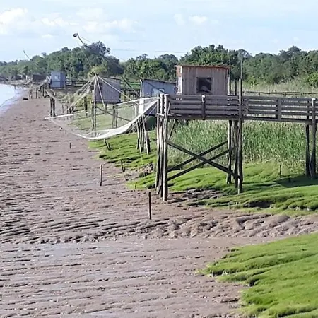 L'escale Cote Jardin 別荘