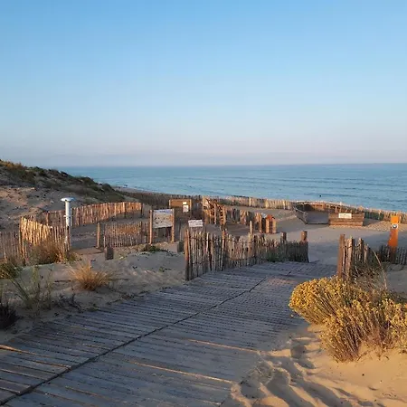 L'escale Cote Jardin 別荘